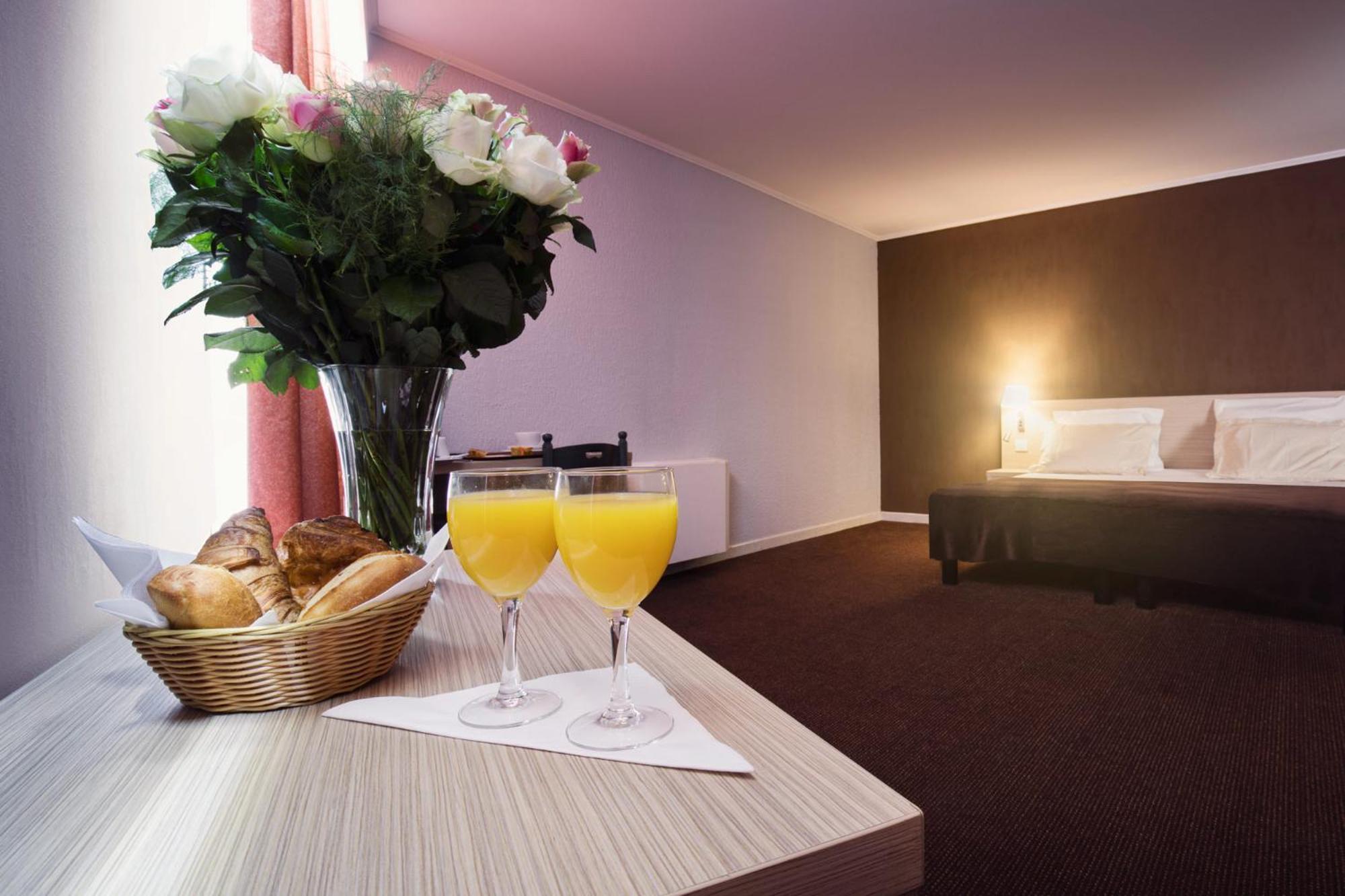 Hotel De L'Etoile 앙티브 외부 사진